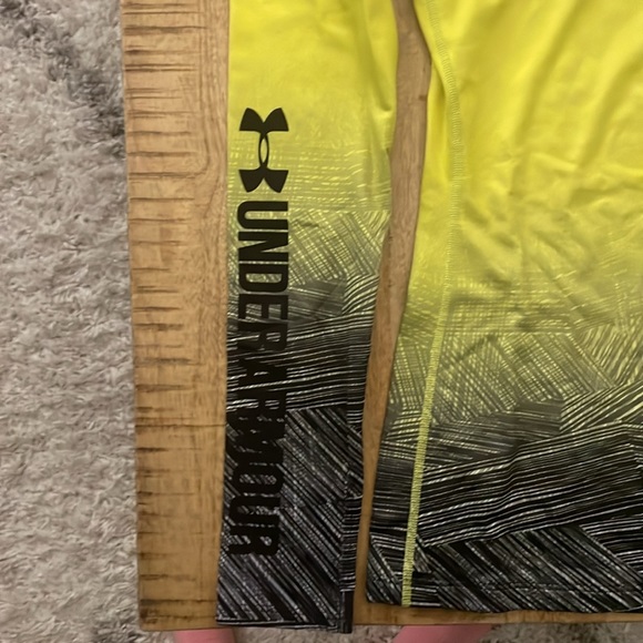 Under Armour quarter zip - Picture 2 of 3